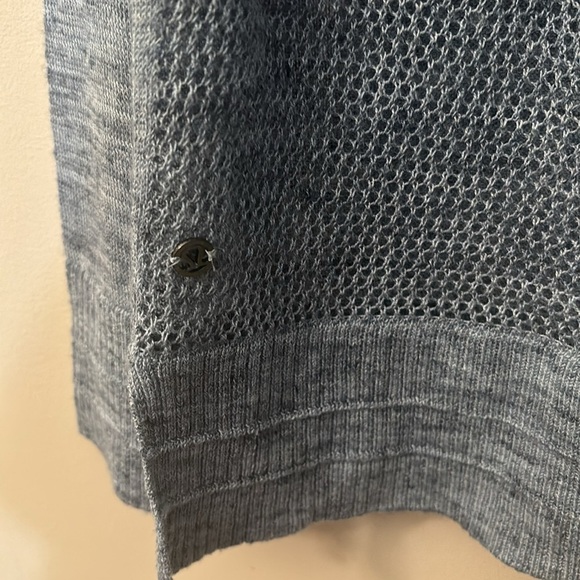 Ladies LULULEMON BLOUSE - Picture 5 of 5